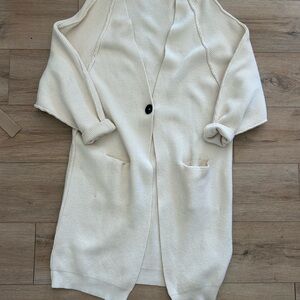 Free People Irreplaceable Cardi
Ribbed Oversized